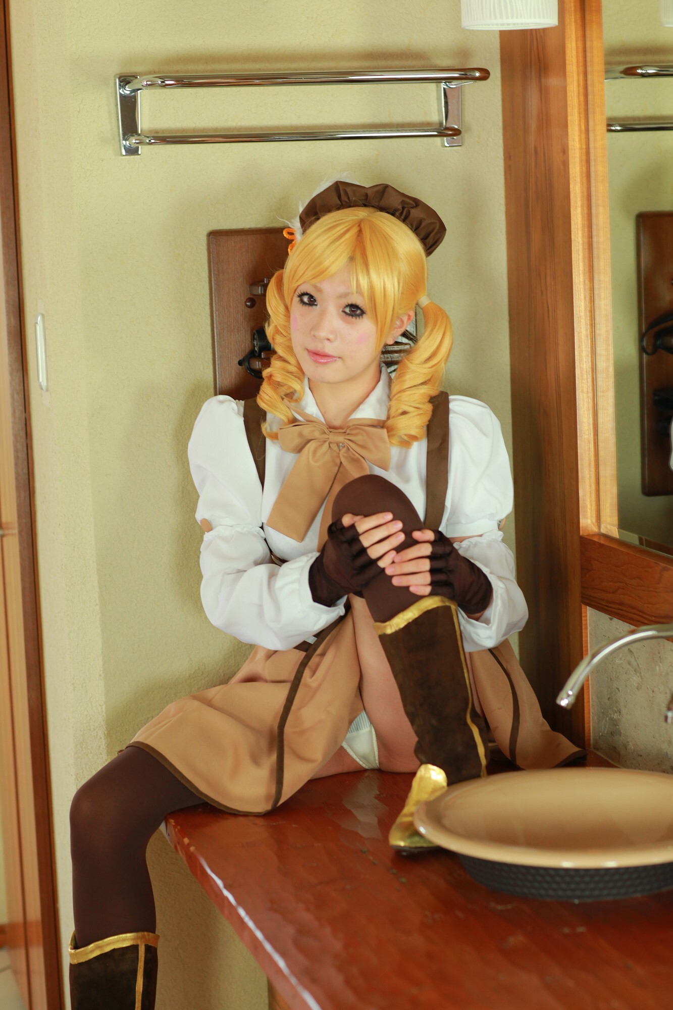 [Cosplay]  Mahou Shoujo Madoka Magika - New Mami Tomoe Hot Cosplay 1